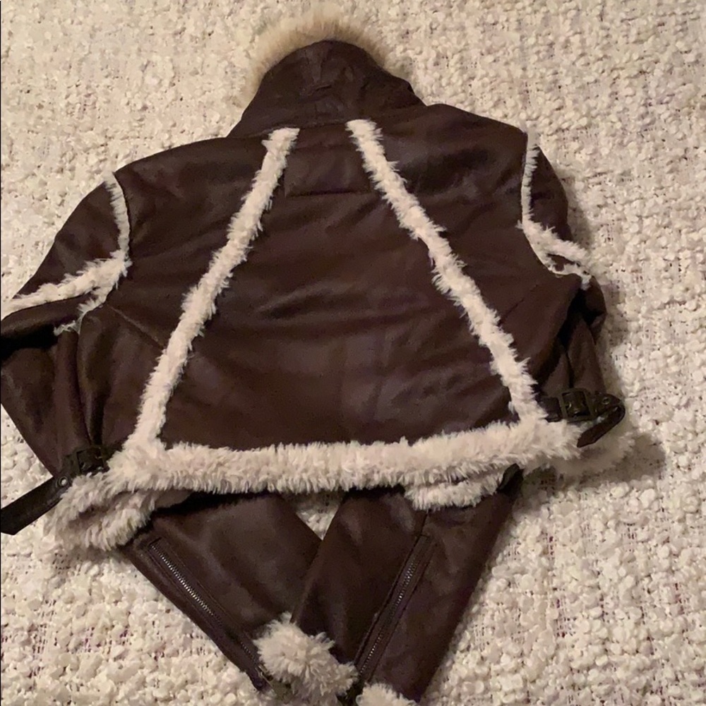 Jacket - Picture 2 of 3